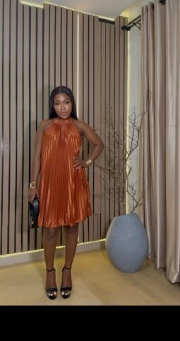 Backless strapped dress